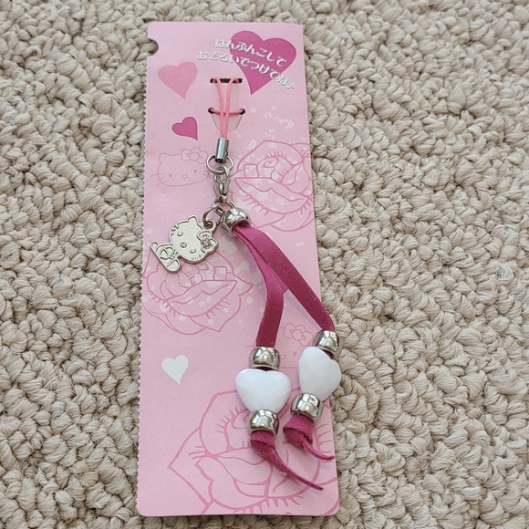 Other - Hello kitty phone charm